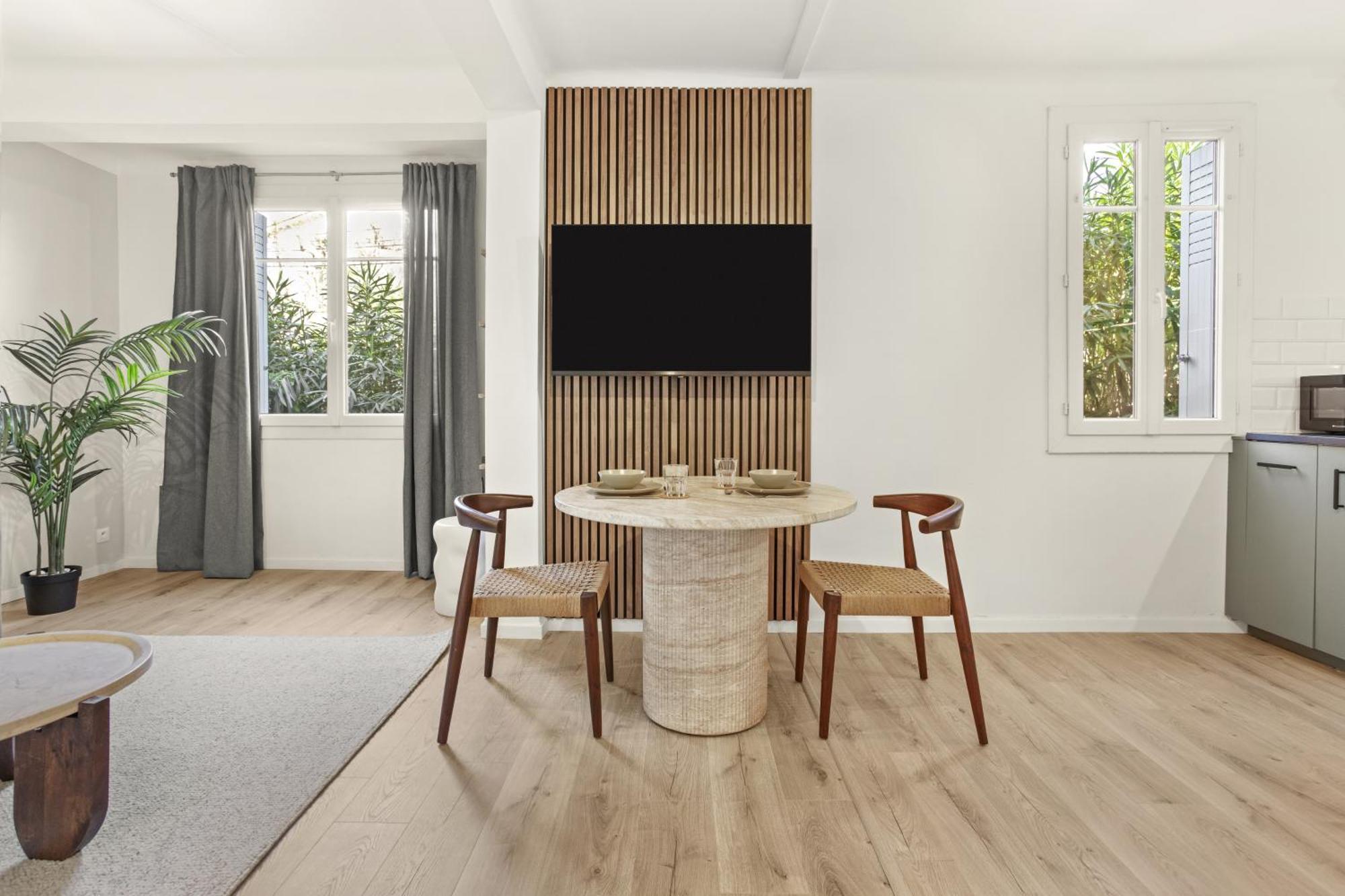 Appartement Proximite Place Des Lices Avec Parking
